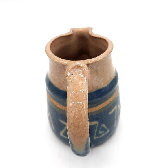Vintage Studio Handcrafted Pottery Blue & Beige Stoneware Cream Pitcher Signed - Picture 7 of 9